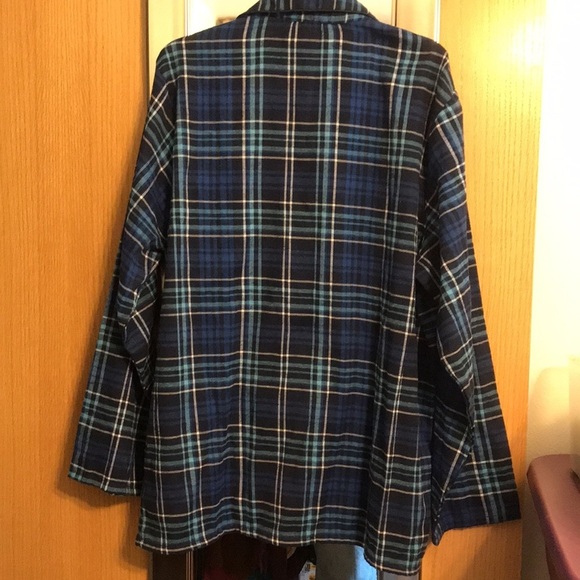 #followme Large blue plaid pajama top.  Button up long sleeve with pocket - Picture 6 of 9